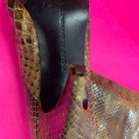 Miguel Hernandez snakeskin boots - Picture 6 of 10